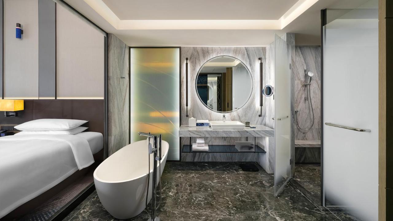 Renaissance Changzhou Wujin Hotel Exterior foto